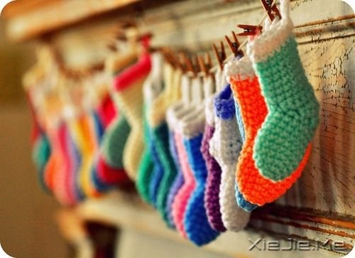 晚安心语:每个人的心里都潜藏着一条悲伤的河流 (8)